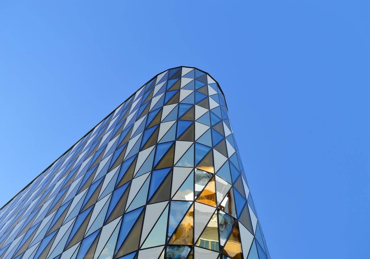 五大联赛投注-詹姆斯成都行冒雨问好球迷：你好成都 I love you！