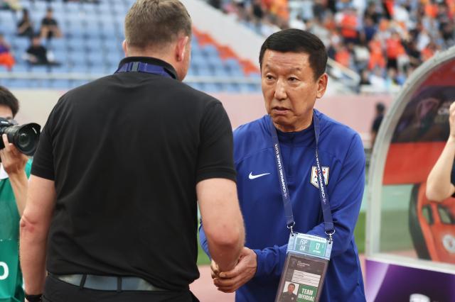 德甲直播-揭秘崔康熙如何导演开门红 冷酷之下一切计算在内